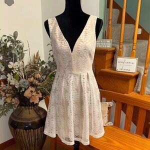 🍀3 for $40🍀NWT LULU’S Fit & Flare Lace Sleeveless Party Bridal Formal NYE Dress